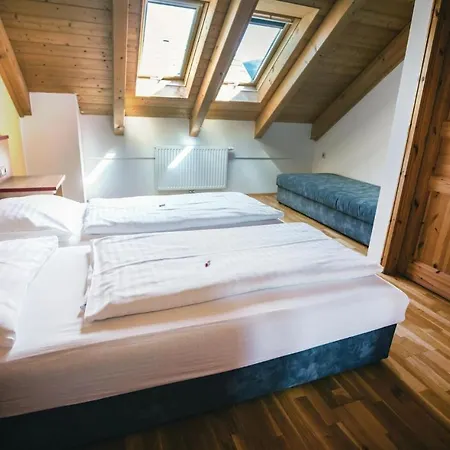 One-bedroom In St.georgen A.kreischb. アパート ザンクト・ローレンツェン・オプ・ムーラウ